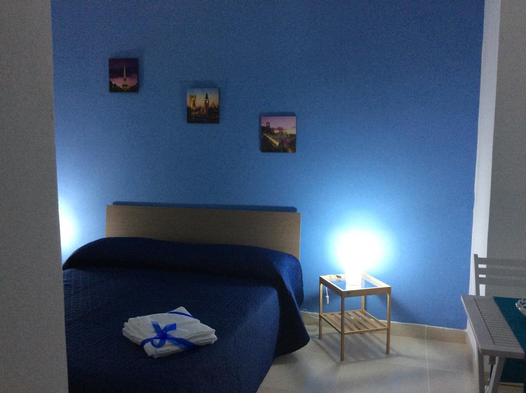 B&B Casa Chiaramonte Palermo Szoba fotó